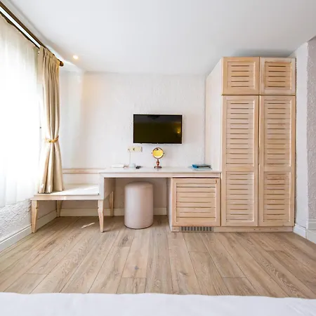 Gardenya Buti̇k 3* Сигаджик