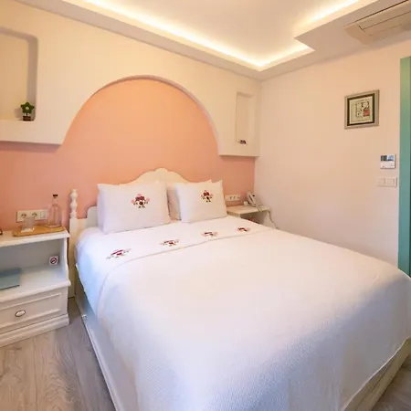 Hotel Gardenya Buti̇k Siğacık