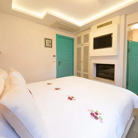 Gardenya Buti̇k 3* Siğacık