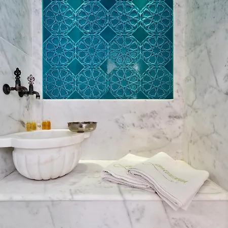 Gardenya Buti̇k Сигаджик