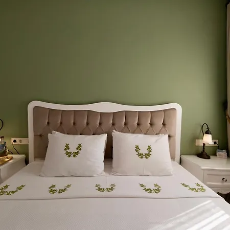 Gardenya Buti̇k Сигаджик