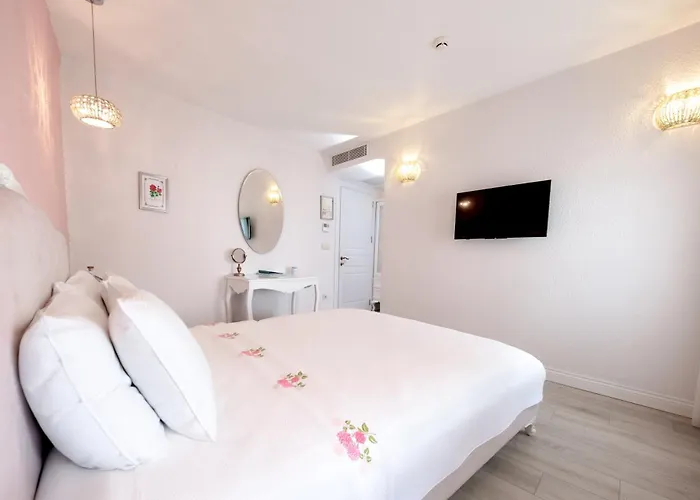 Gardenya Buti̇k Hotel Siğacık