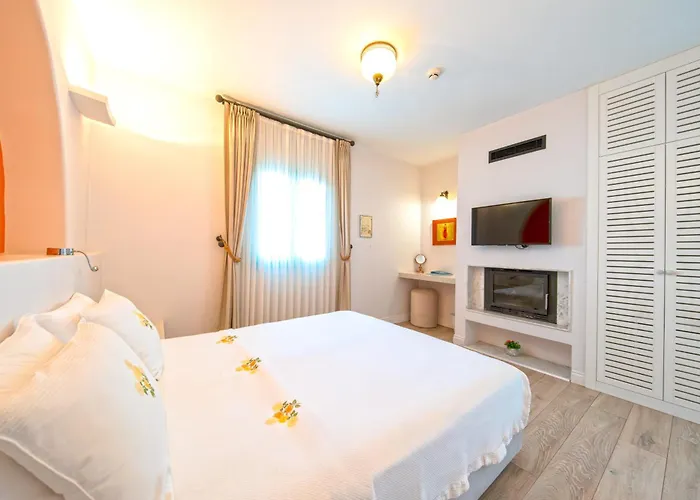 Gardenya Buti̇k Hotel Siğacık