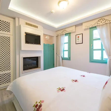 Gardenya Buti̇k Siğacık