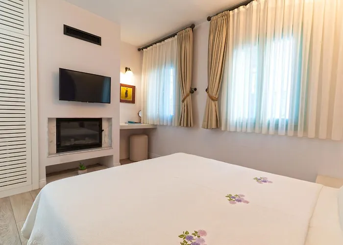Gardenya Buti̇k Hotel Siğacık