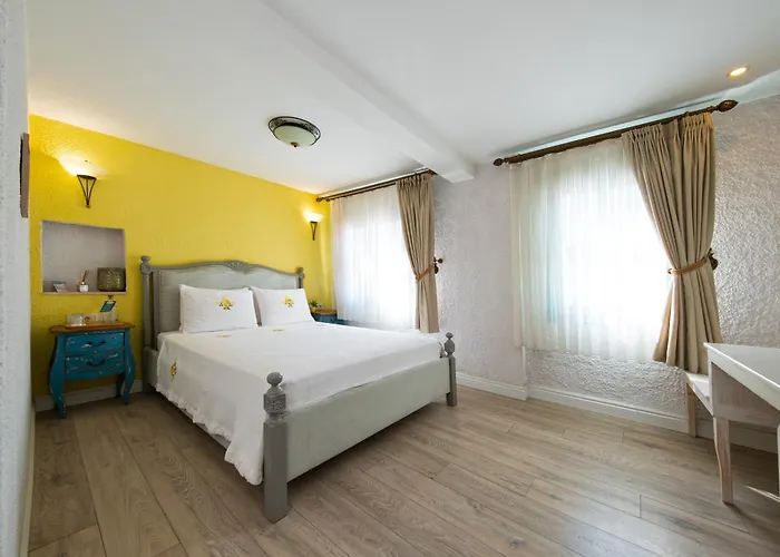 Hotel Gardenya Buti̇k 3*