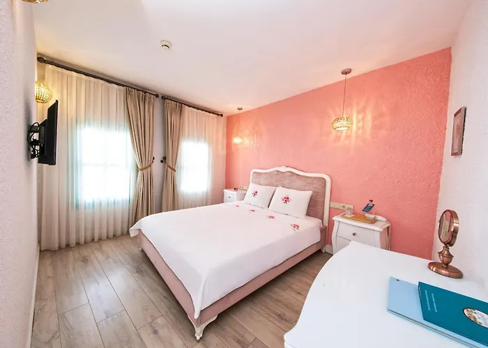 Hotel Gardenya Buti̇k Siğacık