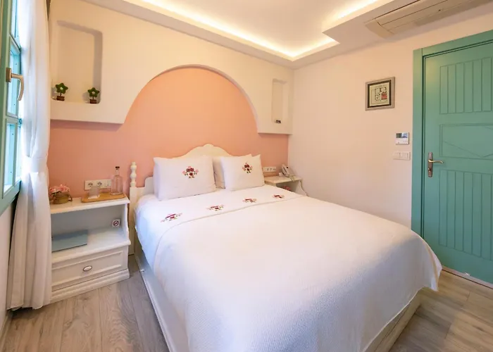Hotel Gardenya Buti̇k Siğacık