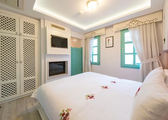 Gardenya Buti̇k Siğacık