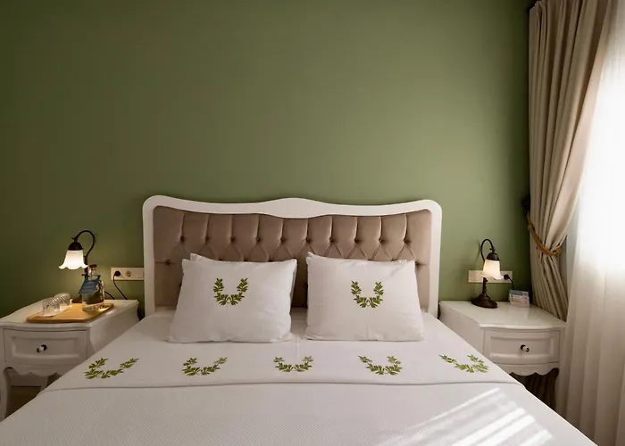 Gardenya Buti̇k Siğacık